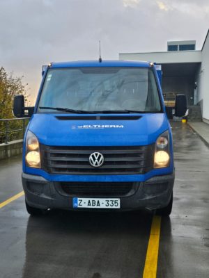 VW CRAFTER 2,0 TDI  2013 197tkm  1 majitel . Dovoz z Belgie .